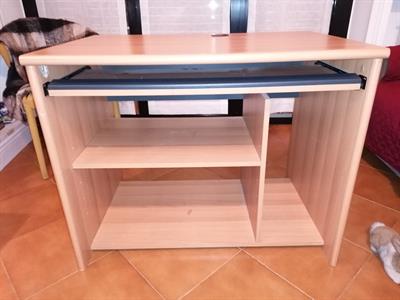 Scrivania portacomputer