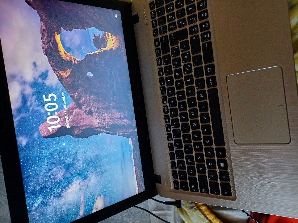 Notebook Asus