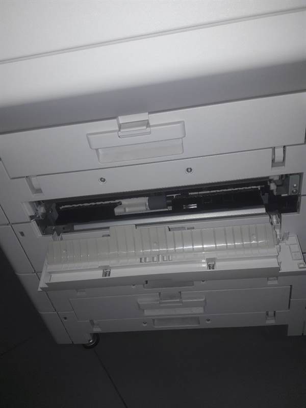 Foto 9Stampante OKI Pro9542 usata - CMYK + BIANCO