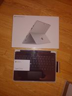 Surface Pro 6 Intel i7 8th Gen 512Gb 16Gb 599 €
