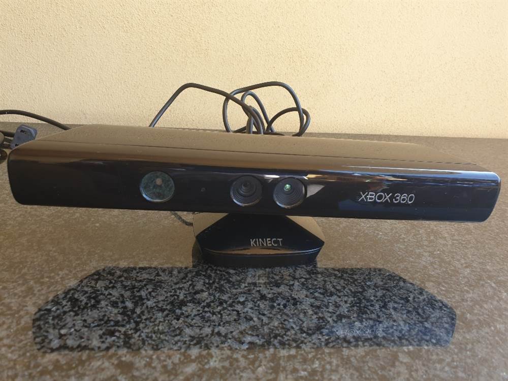 Foto 3Vendesi XBOX 360 più KINECT comprensivi