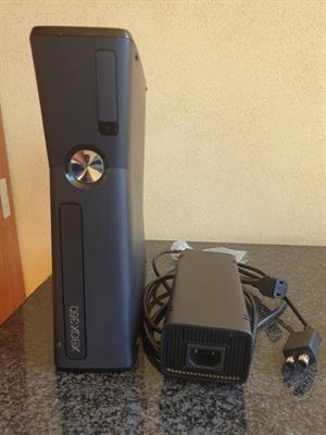 Vendesi XBOX 360 più KINECT comprensivi - Anteprima 4