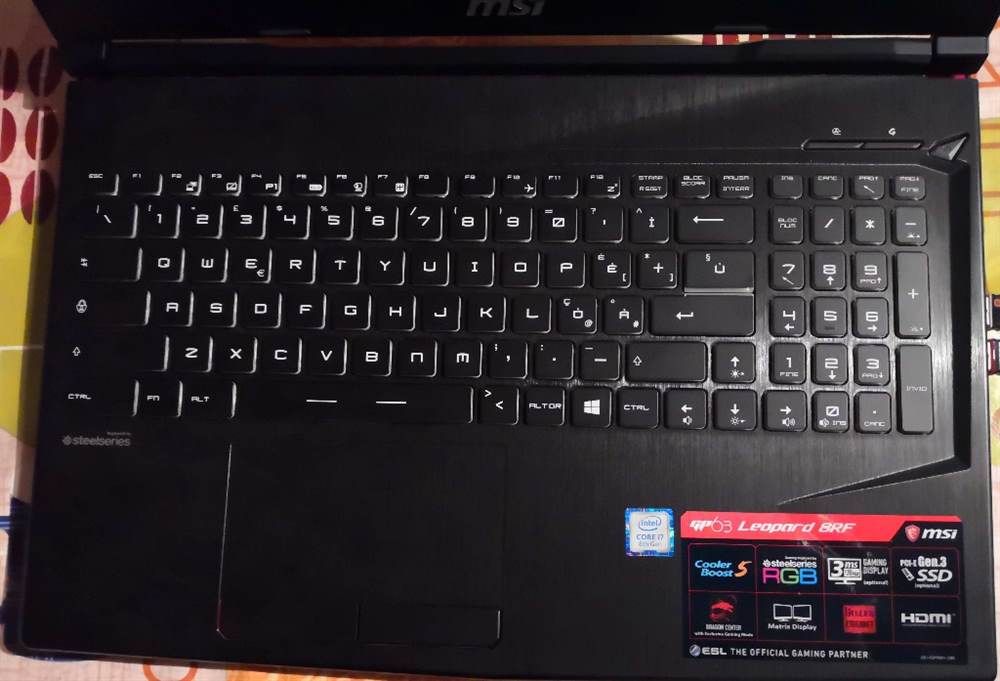 Foto 2Pc Notebook MSI Leopard mod. GE73 8RF Intel I7 8th gen