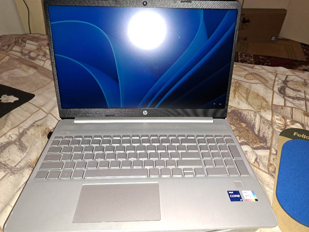 Foto 2Hp 15s fq i7-1255u, 32gb, 512gb