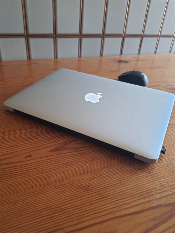 Apple MacBook Air 13