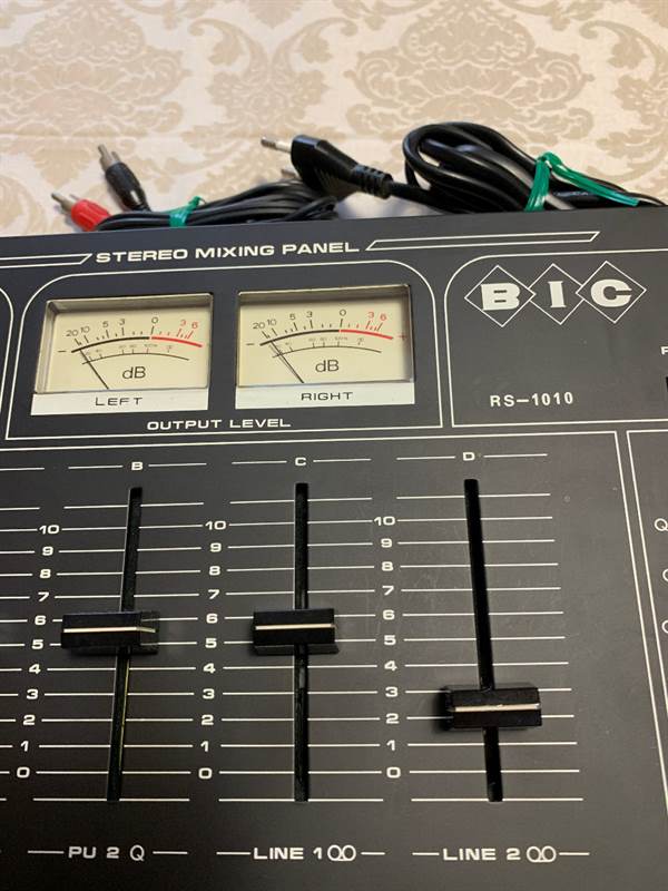 Foto 4Mixing Stereo Panel, mai usato, ottime condizioni