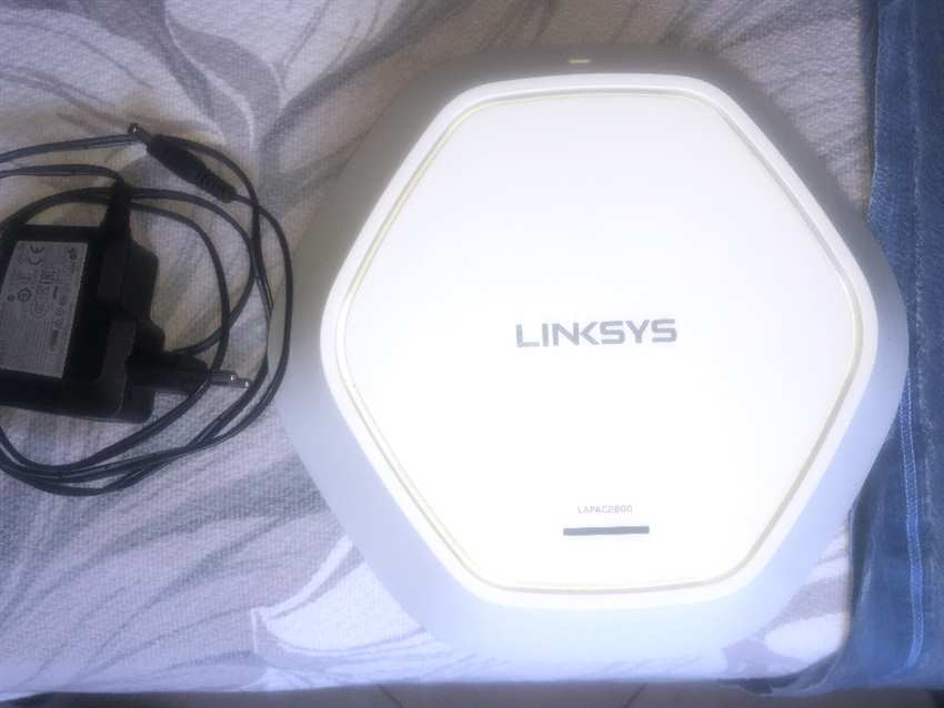 Foto 2Access Point LINKSYS - Lapac 2600