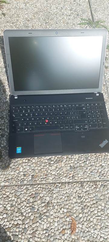 Lenovo e540 i5 4th 8gb RAM webcam batteria ok