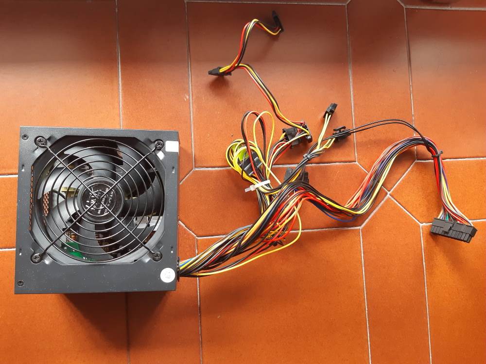 Foto 3Alimentatore pc desktop Link 550W ATX
