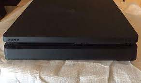 Foto 4Ps4 slim 1 terabyte