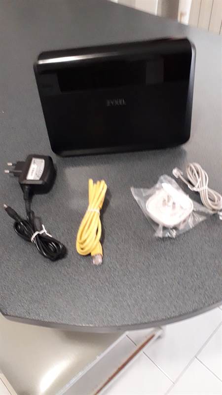 Modem fibra Zxyel