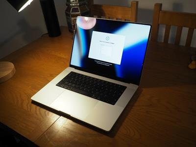 2021 Apple MacBook 16