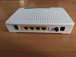 Foto 2 Modem Router ADSL Wi-Fi Technicolor, come nuovo