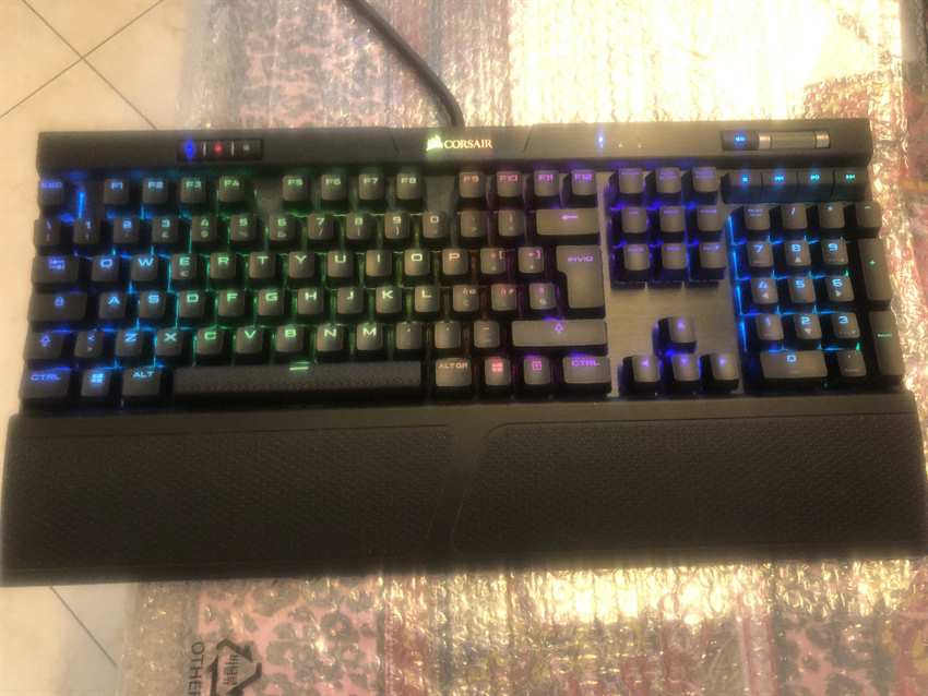 Tastiera Corsair K70 Rapidfire Gaming Rgb Cherry