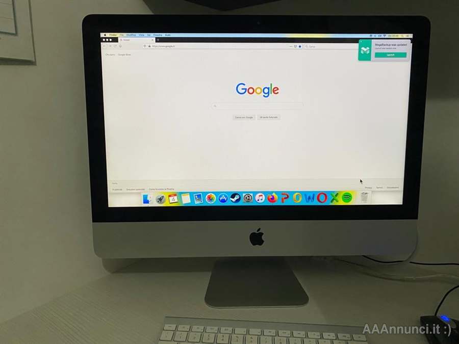 Apple iMac con schermo da 21,5