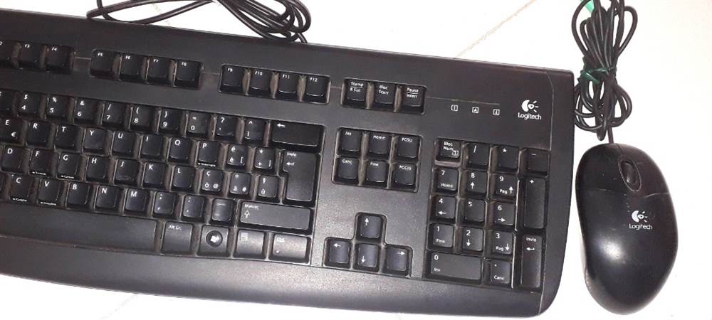 Tastiera + Mouse Logitech