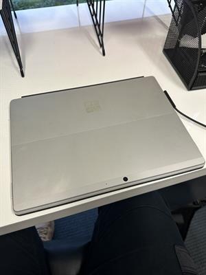Microsoft Surface Pro 8 256GB 16GB RAM - Anteprima 3