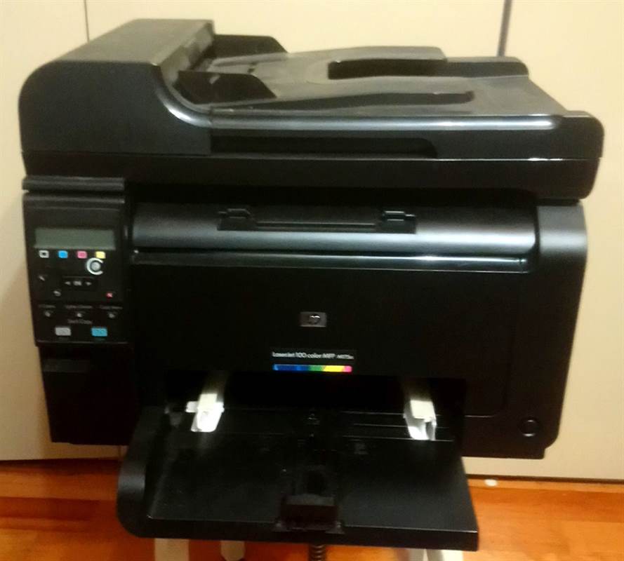 Stampante multifunzione a colori HP LaserJet Pro 100 M175a