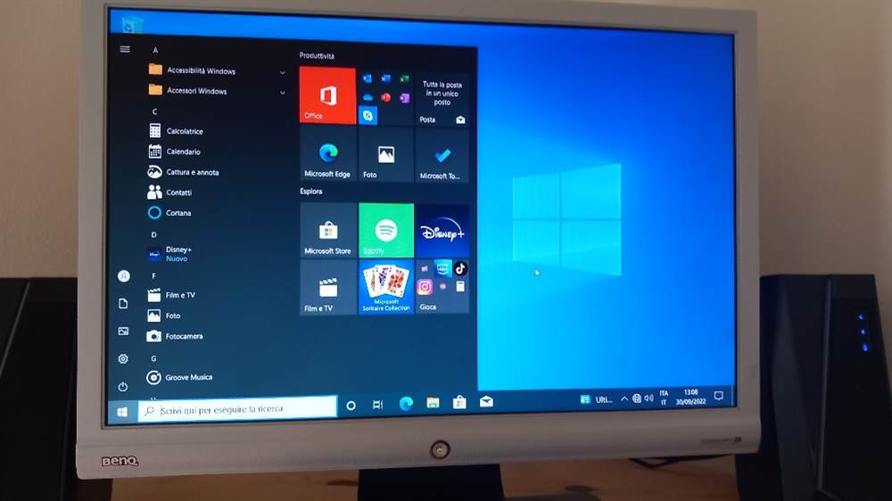 Pc gateway come nuovo I3 Intel 8 giga RAM