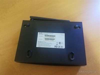 ZyZEL P660 HW D1Router wireless - Anteprima 3
