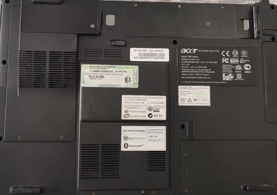 Acer Aspire 1694 - Anteprima 2