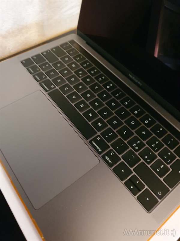 Macbook pro 13.3 retina